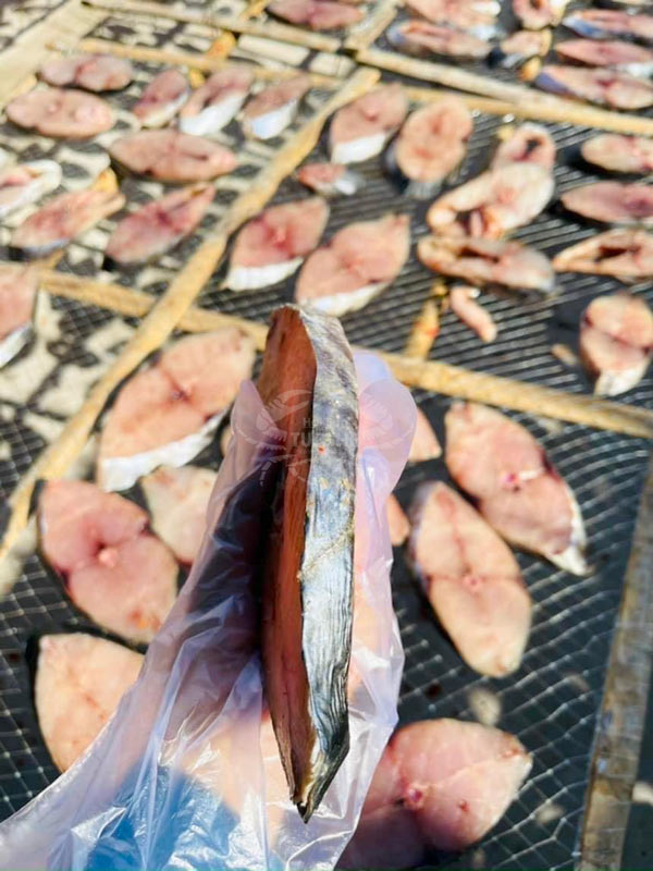 cá-thu-phơi-1-nắng-vừa-hoàn-thiện