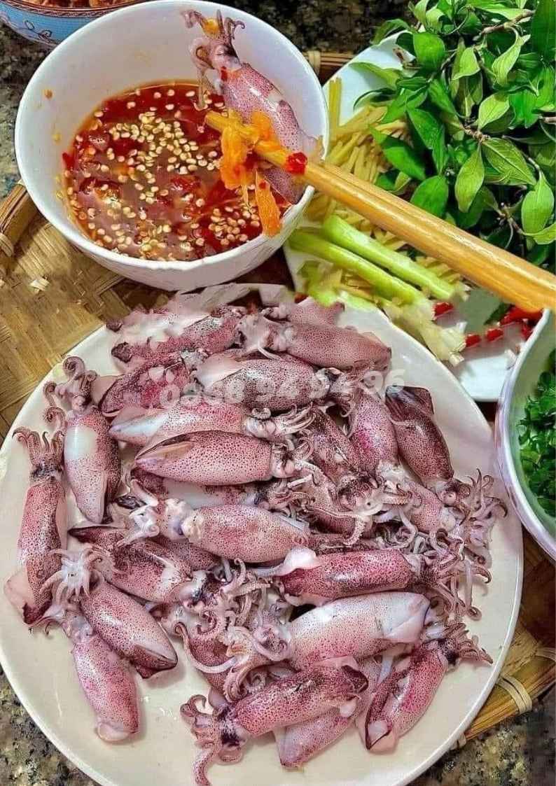 mực-ong-nhỏ-hấp
